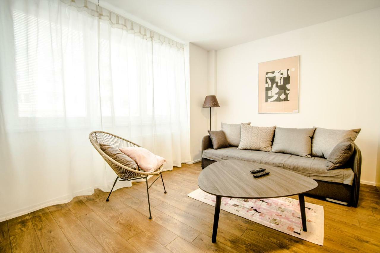 Central Apartments By Kovee Bratislava Esterno foto